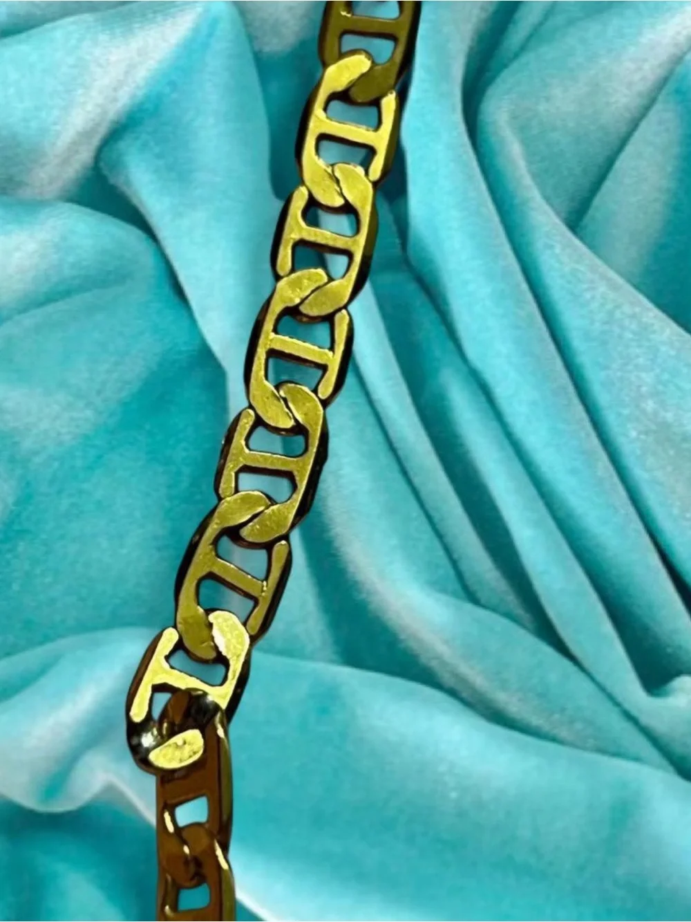 Gold Link Chain Necklace - Women's Jewelry